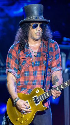 Slash (musician)